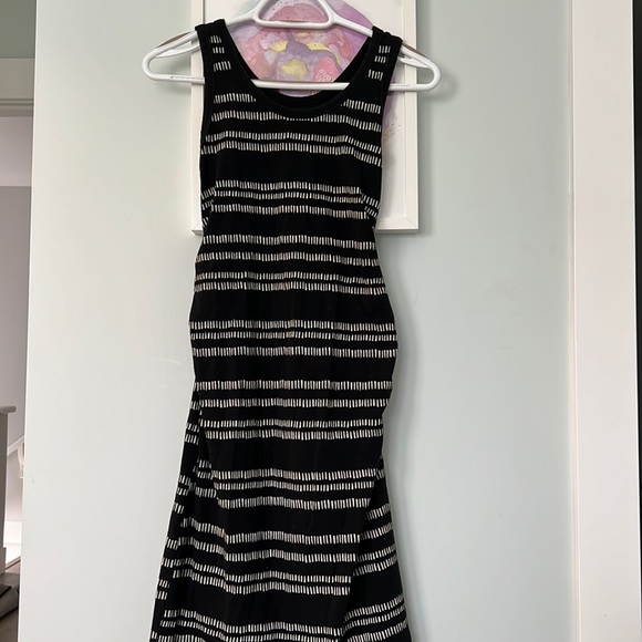 Maternity Bodycon Midi dress - XS - Picture 2 of 7